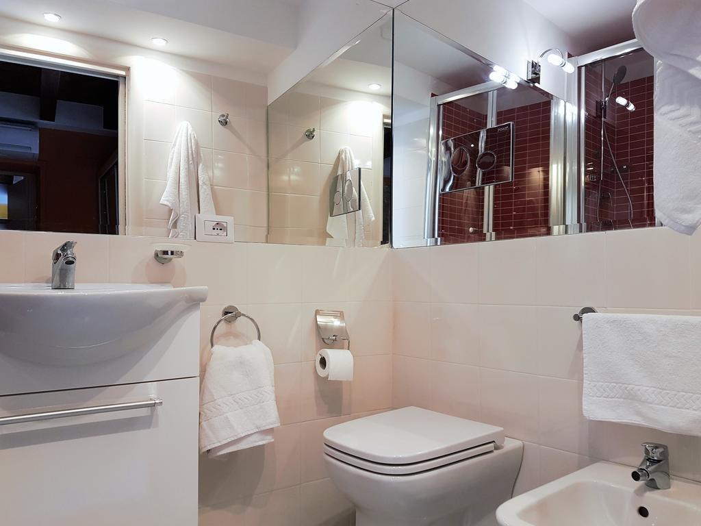 סירקוזה Aretusa Apartments מראה חיצוני תמונה